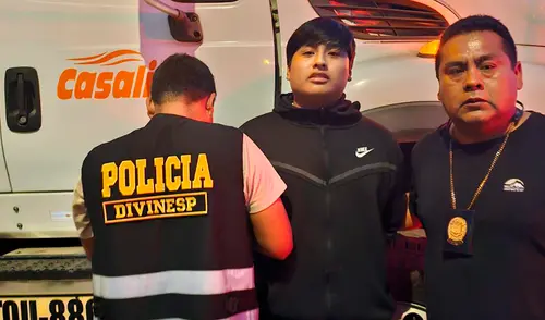 Pequeño J - La República Pequeño J - La República