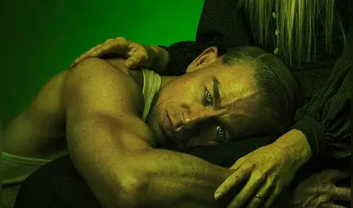 La serie 'Monster Ed Gein' es protagonizado por el actor Charlie Hunnam.