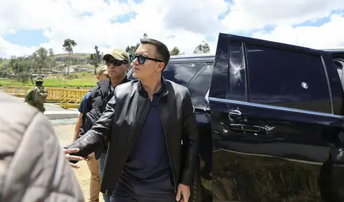 Daniel Noboa salió ileso de intento de asesinato tras ser atacado a balazos en el vehículo en el que viajaba