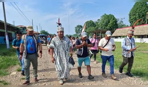 Pobladores de Bajo Urubamba acatan paro de 48 horas. Foto: Jacob Reyes S.