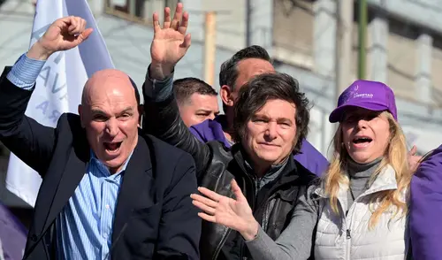 El diputado José Luis Espert junto al presidente de Argentina, Javier Milei. El diputado José Luis Espert junto al presidente de Argentina, Javier Milei. Foto: AFP