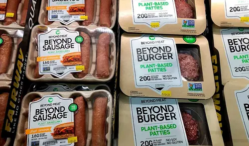 Consumo de estos productos vegetarianos que simulan ser carne se han incrementado. Foto: euronews