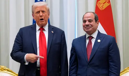 El presidente de Egipto regresó los elogios a Donald Trump, asegurando que era el único que podía finalizar la guerra. El presidente de Egipto regresó los elogios a Donald Trump, asegurando que era el único que podía finalizar la guerra. Foto: AFP