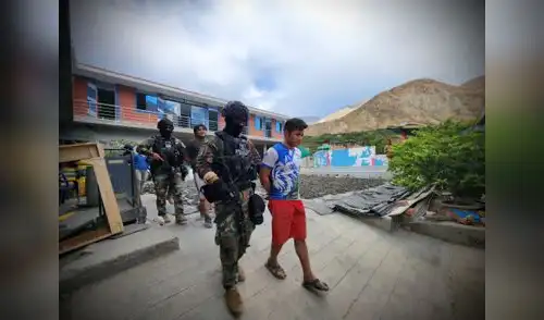 Nueve mineros fueron intervenidos por las fuerzas armadas en Pataz. Nueve mineros fueron intervenidos por las fuerzas armadas en Pataz.