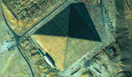 La forma cóncava de las caras de la pirámide refleja un ingenioso enfoque en su construcción. Foto: Scientific Research Publishing Estudio científico revela el gran secreto que guardaban las caras de la Gran Pirámide de Giza en Egipto