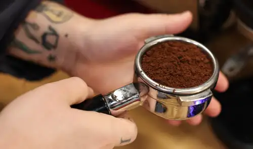 El precio de los granos de café han subido un 21% entre agosto de 2024 y agosto de 2025 en Estados Unidos. El precio de los granos de café han subido un 21% entre agosto de 2024 y agosto de 2025 en Estados Unidos. Foto: AFP