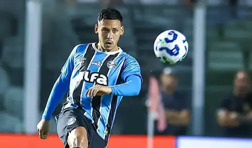 Erick  Noriega sorprende en Gremio con alto puntaje.