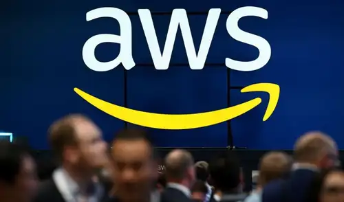 Amazon Web Services (AWS) es la plataforma de computación en la nube de Amazon.com, Inc. que ofrece una amplia gama de servicios