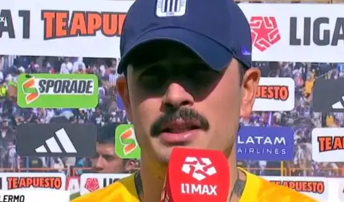 Guillermo Viscarra incómodo por el último gol de Sport Huancayo.