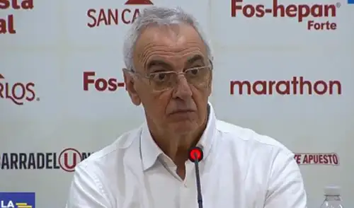 Jorge Fossati remarcó que a Universitario le faltó paciencia para manejar el partido. Foto: captura de GOLPERU Jorge Fossati remarcó que a Universitario le faltó paciencia para manejar el partido. Foto: captura de GOLPERU