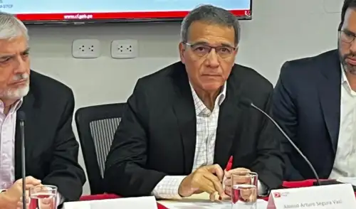 Alonso Segura es el presidente del Consejo Fiscal. Foto: La República Alonso Segura es el presidente del Consejo Fiscal