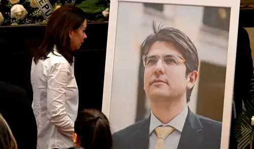 Tras el ataque, Miguel Uribe Turbay permaneció dos meses en la unidad de cuidados intensivos, antes de fallecer en agosto de 2025. Foto: AFP