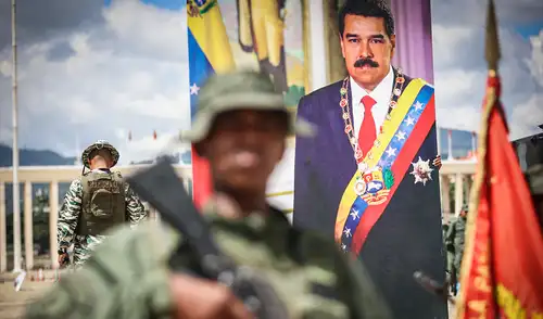 Nicolás Maduro dijo que Donald Trump busca "acabar" con Venezuela tras anuncio de operaciones de la CIA. Nicolás Maduro dijo que Donald Trump busca "acabar" con Venezuela tras anuncio de operaciones de la CIA.