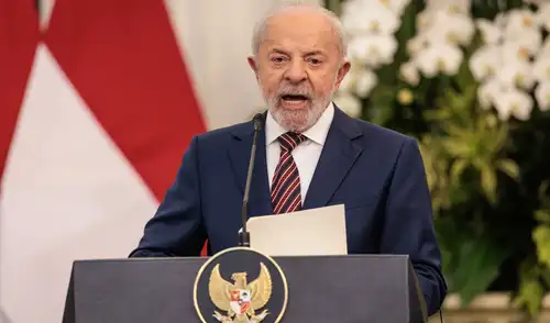 Lula confirmó su candidatura para un cuarto mandato presidencial en Brasil.