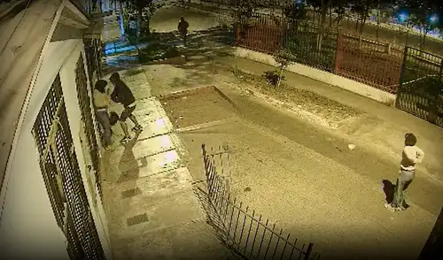 Tres sujetos asesinaron a Diana Harter Portilla y su hija Liyzy Espinoza Harter. Tres sujetos asesinaron a Diana Harter Portilla y su hija Liyzy Espinoza Harter.