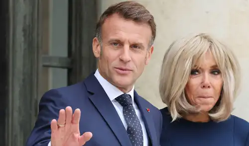 Emmanuel Macron y su esposa Brigitte. Foto: AFP