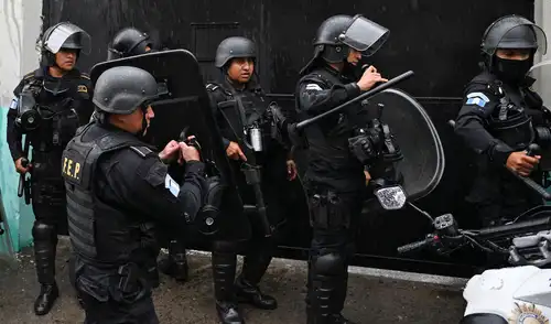 Se han recapturado 4 de los 20 pandilleros fugados. Foto: AFP/Referencial