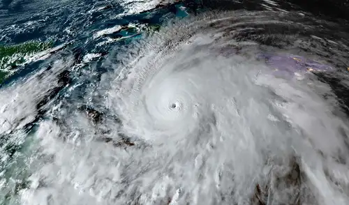 El huracán Melissa golpea Jamaica con una fuerza sin precedentes y ya deja siete muertos en el Caribe. Foto: Cira Huracán Melissa golpea Jamaica: más de 1,5 millones de personas se preparan para una devastación histórica