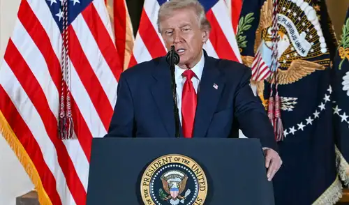 Donald Trump prometió defender a Estados Unidos "de la manera que sea necesaria". Donald Trump prometió defender a Estados Unidos "de la manera que sea necesaria".