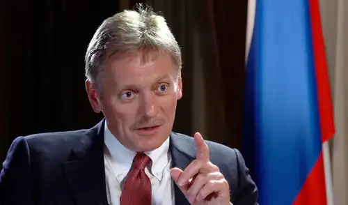 Dmitri Peskov acusó a Ucrania de “mendigar dinero” a la Unión Europea por financiar conflicto. Dmitri Peskov acusó a Ucrania de “mendigar dinero” a la Unión Europea por financiar conflicto.