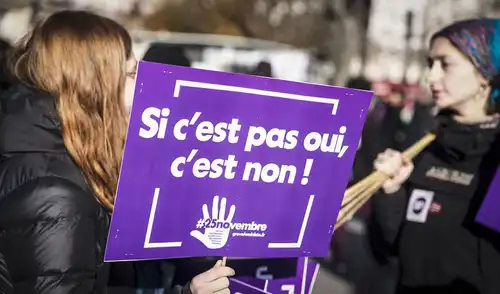 Francia aprueba ley histórica: cualquier acto sexual sin consentimiento será agresión