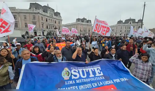 Sutep anuncia que todos los docentes marcharán hasta el Congreso. Foto: LR