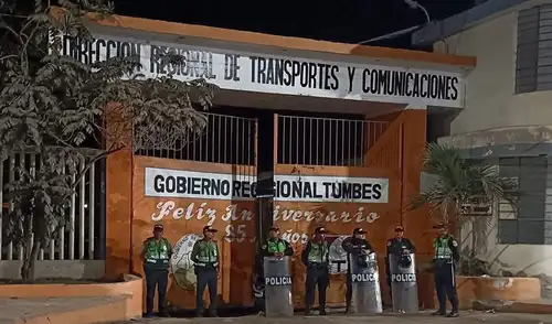 Entre inmuebles allanados está la Dirección Regional de Transportes de Tumbes. Foto: difusión. Entre inmuebles allanados está la Dirección Regional de Transportes de Tumbes. Foto: difusión.
