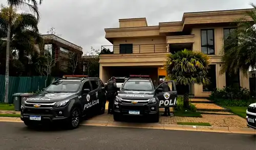 Brasil busca eliminar a la organización criminal PCC, el mayor cartel del país. Brasil busca eliminar a la organización criminal PCC, el mayor cartel del país.