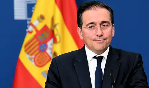 España reconoce la injusticia histórica y fortalece lazos culturales con México.