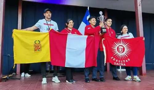 Estudiantes peruanos obtuvieron el primer lugar en el Mundial Escolar de Ciencia y Tecnología en Chile. Estudiantes peruanos obtuvieron el primer lugar en el Mundial Escolar de Ciencia y Tecnología en Chile.
