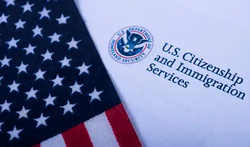 USCIS confirmó nuevo requisito para obtener la Green Card y la ciudadanía americana en 2025.