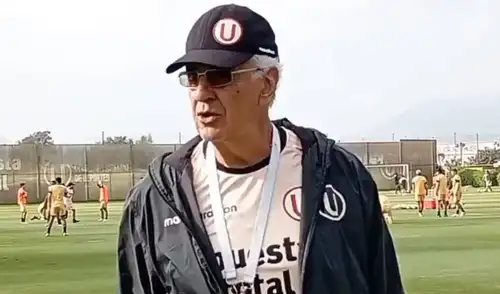 Jorge Fossati tiene dos títulos con Universitario
