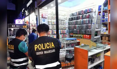 Gran parte de los celulares robados son comercializados en galerías de Lima. Foto: PNP Gran parte de los celulares robados son comercializados en galerías de Lima. Foto: PNP