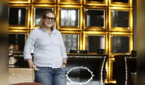 La periodista estadounidense, corresponsal en Roma, Elise Ann Allen, presenta su libro sobre León XIV. Foto: Marco Cotrina La periodista estadounidense, corresponsal en Roma, Elise Ann Allen, presenta su libro sobre León XIV. Foto: Marco Cotrina