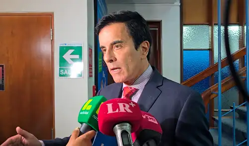 Carlos Espá fue periodista en 'Cuarto Poder'. Foto: Pamela Arroyo/La República Carlos Espá periodista elecciones 2026