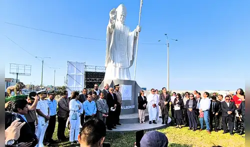 La estatua tiene una altura de siete metros y pesa media tonelada. Foto: Emmanuel Moreno/ La República.