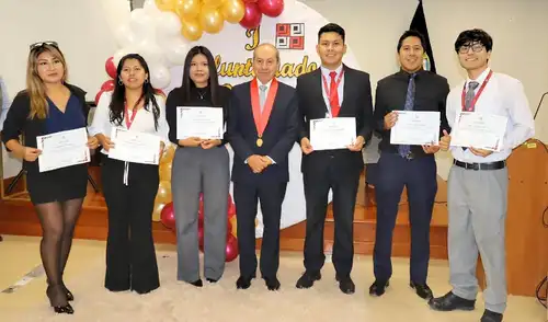 Este programa, implementado a nivel nacional, busca involucrar a estudiantes y egresados. Fuente: Difusión.