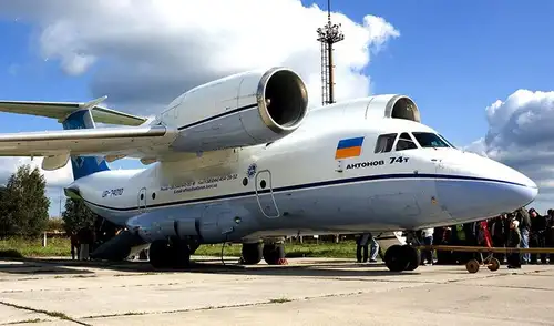 Según el embajador de Ucrania, Yuriy Polyukhovych, el Antonov AN-74 comprado por el gobierno peruano ya no se fabrica desde 2014 y su costo aproximado es de U$30 millones. El Mininter abonará US$63,9 millones.