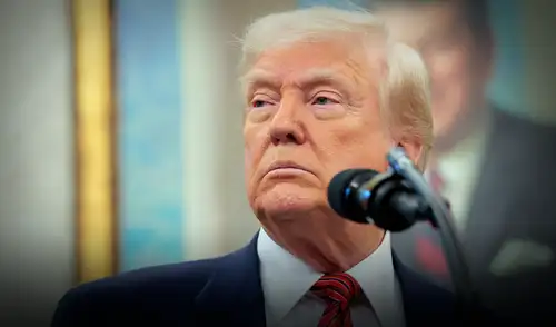 Donald Trump emite constantemente comentarios polémicos en Truth Social. Donald Trump emite constantemente comentarios polémicos en Truth Social.