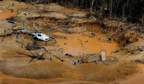 Para 2025, las exportaciones de oro ilícito alcanzarían los US$ 12 mil millones, prácticamente el mismo valor que el oro legal. Foto: Mininter minería ilegal