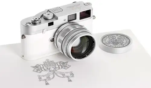 Se desconoce la identidad del comprador de la cámara del Papa Francisco. Se desconoce la identidad del comprador de la cámara del Papa Francisco. Foto: leitz-auction