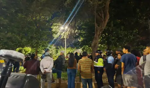 Un menor de 16 años fue asesinado en un ataque a tiros en el parque de la urbanización López Albujar, Sullana, la noche del 22 de noviembre. La víctima, identificada como Breyson S. Ch., intentó huir. Un menor de 16 años fue asesinado en un ataque a tiros en el parque de la urbanización López Albujar, Sullana, la noche del 22 de noviembre. La víctima, identificada como Breyson S. Ch., intentó huir.