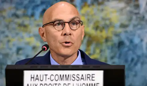 "Los sistemas de IA podrían transformarse en un monstruo de Frankenstein moderno", afirmó Volker Türk. "Los sistemas de IA podrían transformarse en un monstruo de Frankenstein moderno", afirmó Volker Türk. Foto: AFP