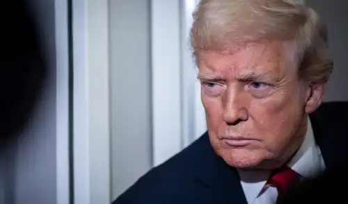 Trump amenazó que cerraría el The New York Times. Foto: AFP