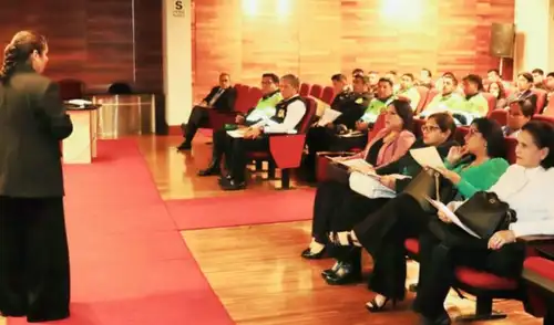 El evento reunió a policías, fiscales y magistrados para coordinar la correcta implementación. Fuente: Difusión.