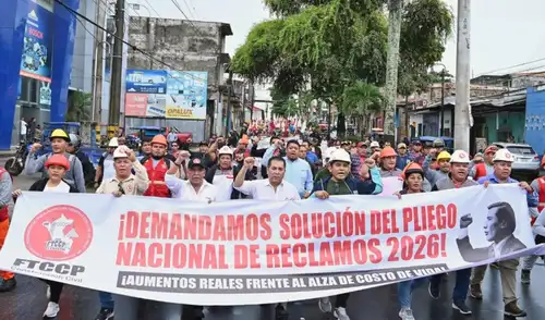 Más de 200 sindicatos realizaron el 27 de noviembre una masiva movilización nacional