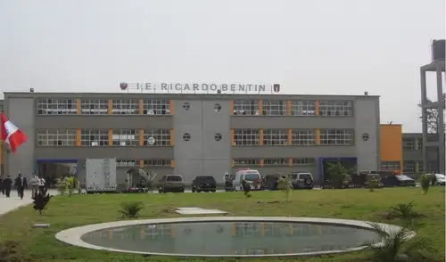 Denuncian a trabajadores de limpieza por presuntos tocamientos indebidos en colegio del Rímac. Denuncian a trabajadores de limpieza por presuntos tocamientos indebidos en colegio del Rímac.