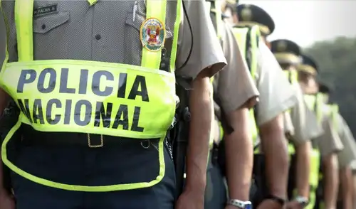 Cambios en las funciones de la PNP: nuevos lineamientos disponen qué servicios pueden dar los efectivos en días de franco y vacaciones El presidente José Jerí aprobó modificaciones a los lineamientos de servicios policiales en Perú,
