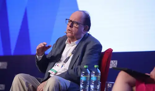 Julio Velarde destacó la importancia de la autonomía del BCRP.