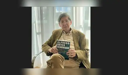 Alfredo Bryce Echenique. Foto: Germán Coronado.